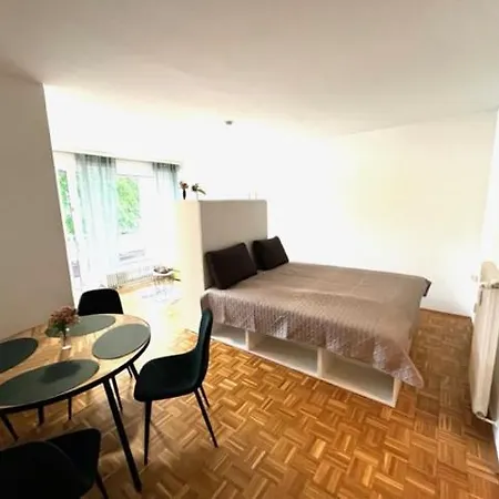 Ganze In Lage Mit Loggia Appartamento Klagenfurt am Woerthersee