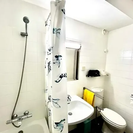 Ganze In Lage Mit Loggia Klagenfurt am Woerthersee