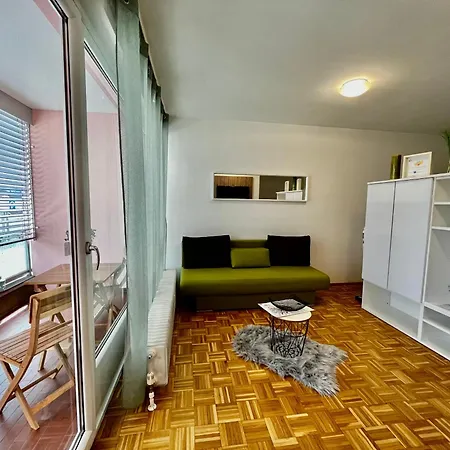 Ganze In Lage Mit Loggia Lägenhet Klagenfurt am Woerthersee