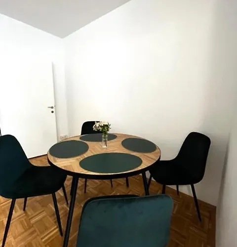 Ganze In Lage Mit Loggia Klagenfurt am Woerthersee