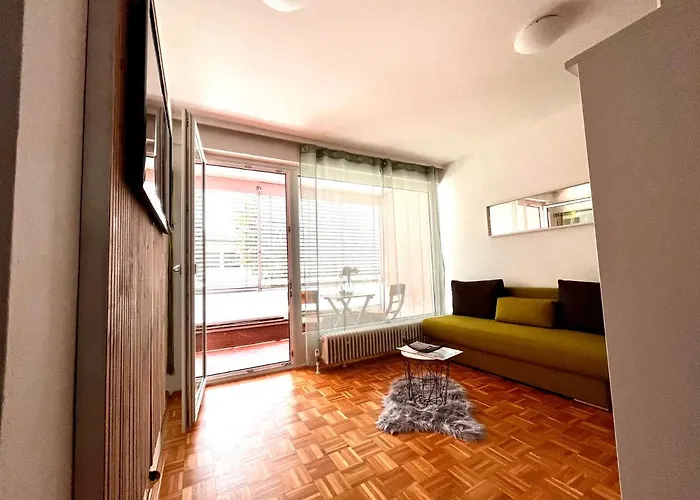 Ganze In Lage Mit Loggia *